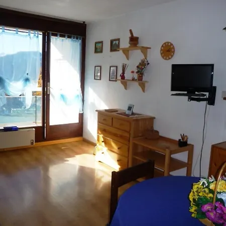 Confort Avec Balcon - Skis Aux Pieds - 4 Pers - Lave-vaisselle, Lave-linge - Animaux Acceptes - Fr-1-445-71 Apartment *
